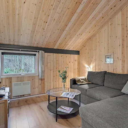 Сasa de vacaciones Pet Friendly In With Sauna *